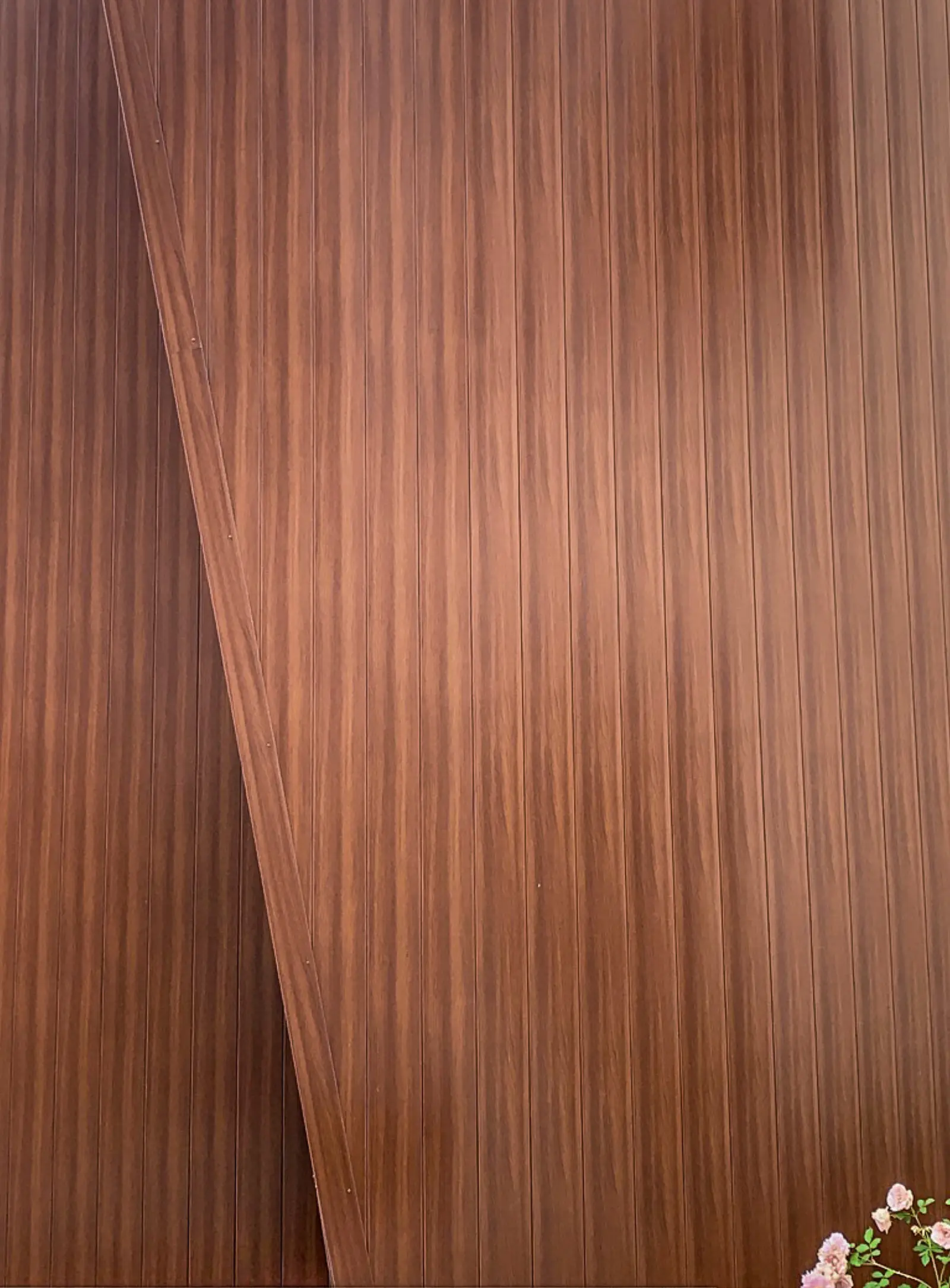 Modern Wood Grain Steel Cladding